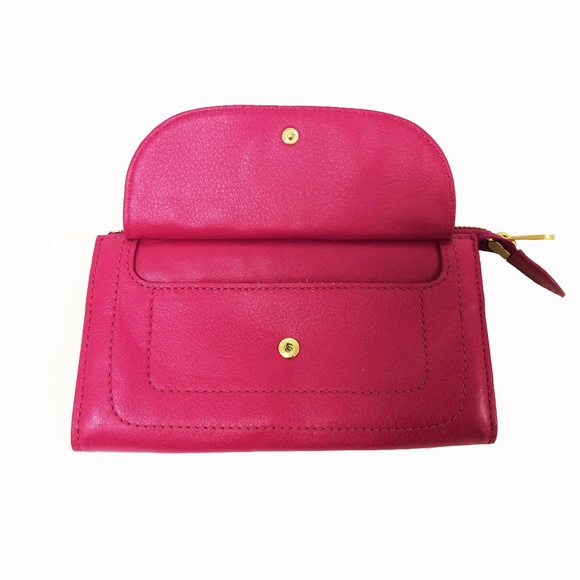 Marc by Marc Jacobs Petal to the Metal Pink Wallet - Picture 5 of 7